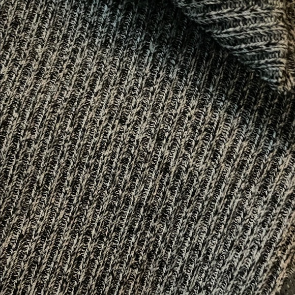 ECHT Ribbed Gray Leggings - Picture 3 of 7